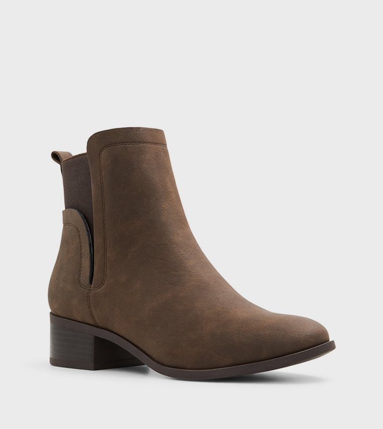 CASSI Round Toe Chelsea Boots