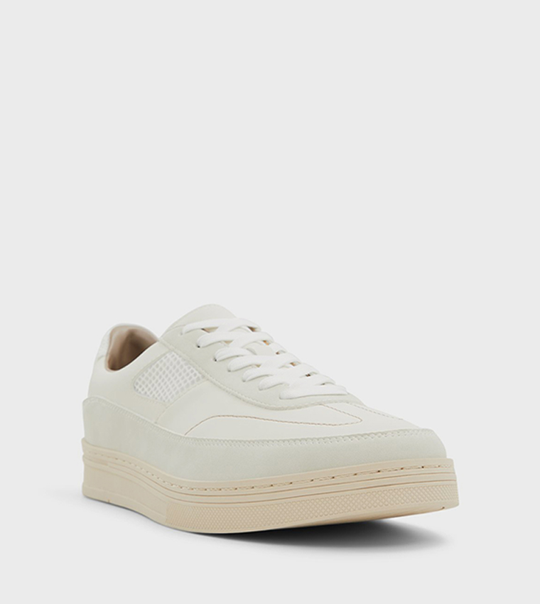 CENTORI Round Toe Lace-Up Sneakers