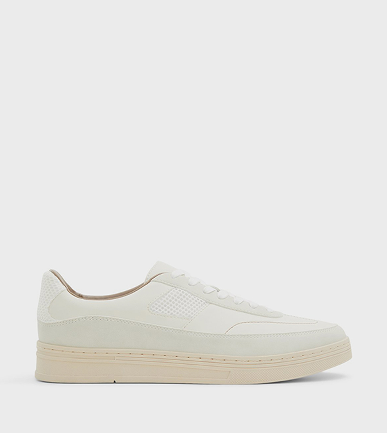 CENTORI Round Toe Lace-Up Sneakers