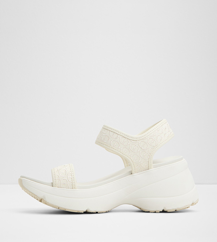 CHAMOMILE Embroidered Chunky Sandals