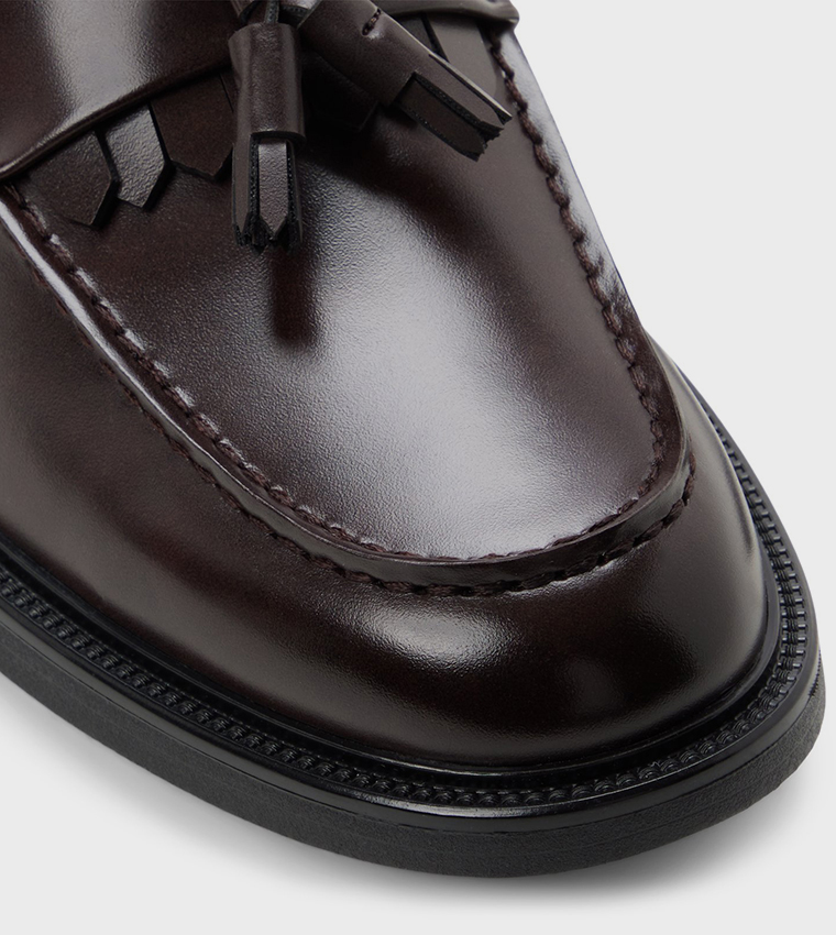 CHANCELLOR Solid Tassel Detail Loafers