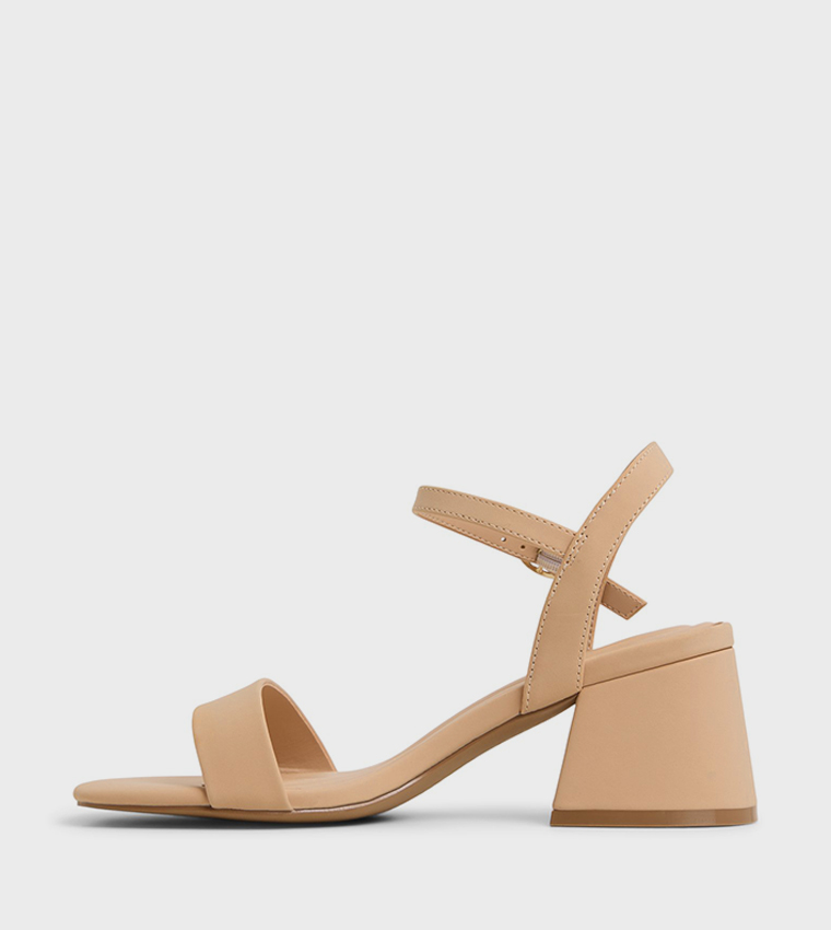 CHARLIEE Block Heel Sandals
