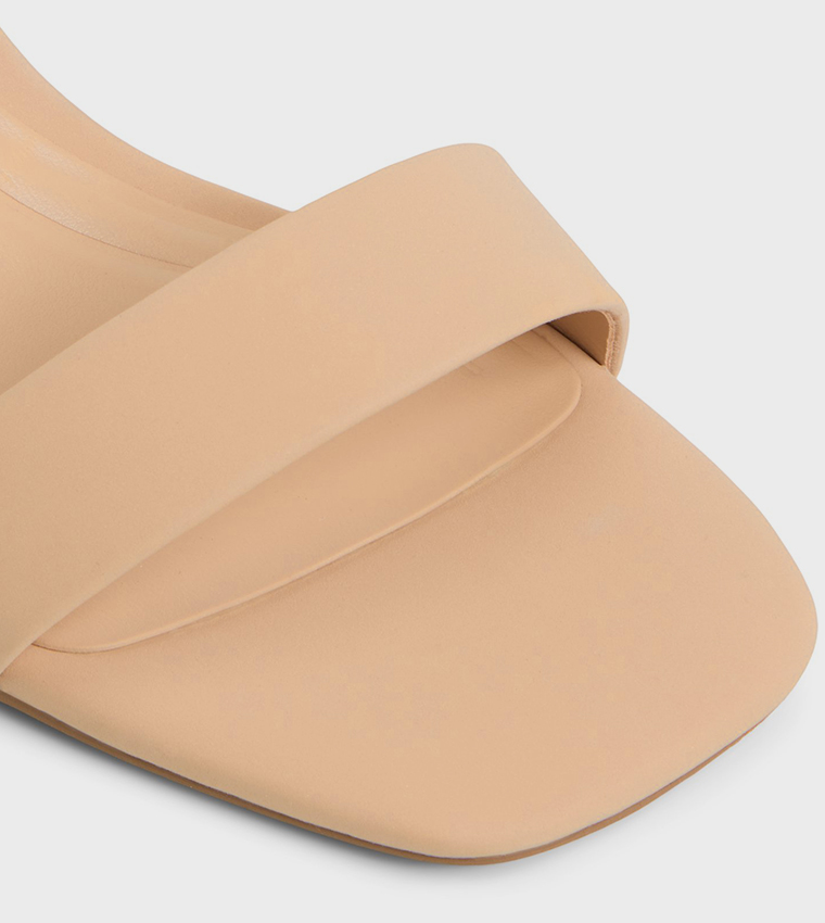 CHARLIEE Block Heel Sandals