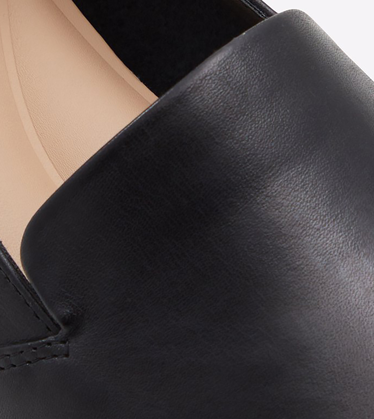 CHERFLEX Almond Toe Loafers