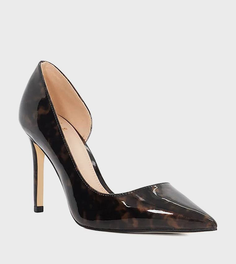CHICAGOS Glossy D'Orsay Pumps