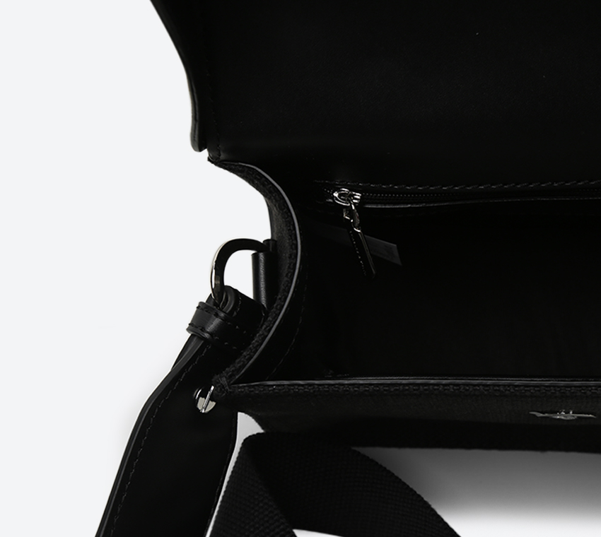 Cross Body Bag - Black - CK2-80670531