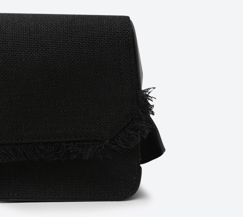 Cross Body Bag - Black - CK2-80670531