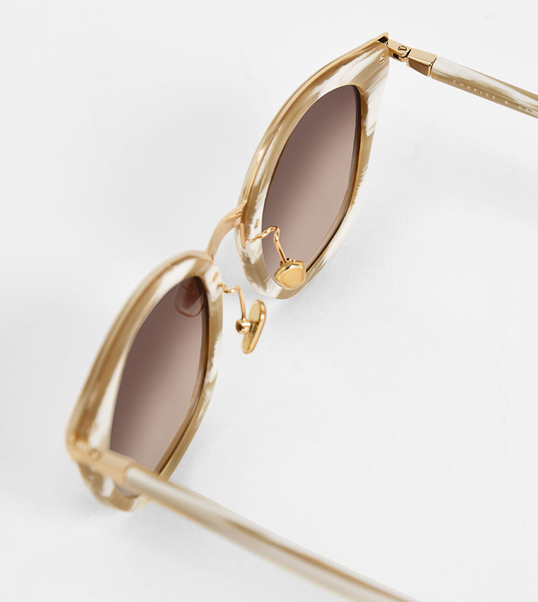 Acetate Frame Wayfarer Sunglasses-White