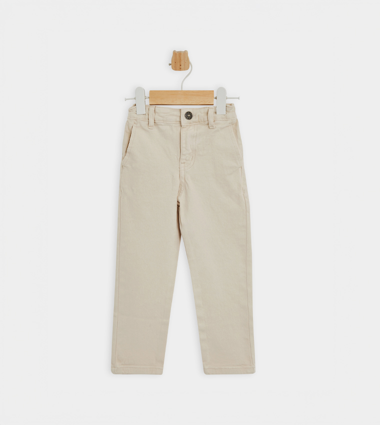 Solid Tapered Fit Jeans