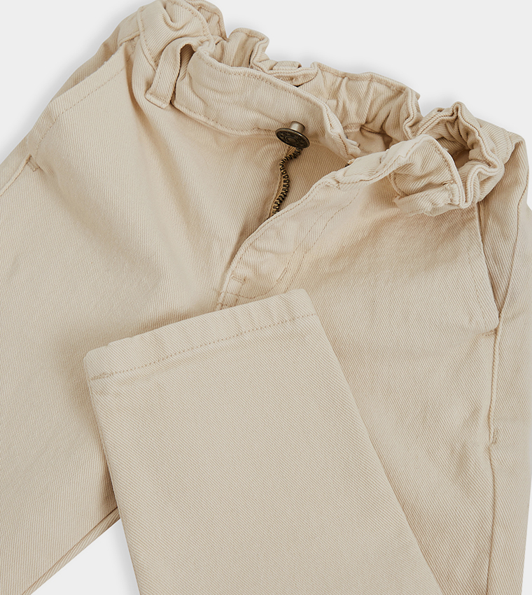 Solid Tapered Fit Jeans