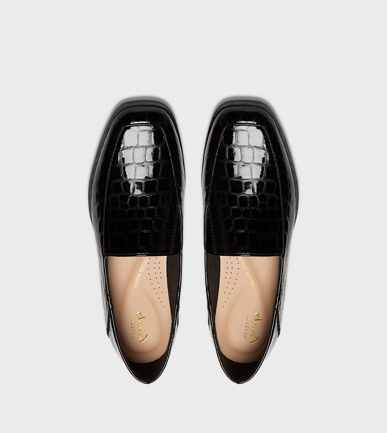 SARAFYNA FREVA Textured Slip-On Loafers