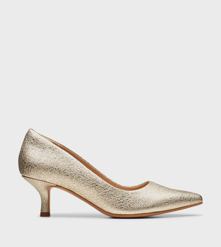 Clarks kitten heel pumps best sale