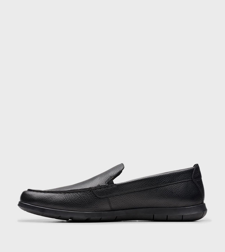 Flexway Step Textured Round Toe Slip-On Shoes