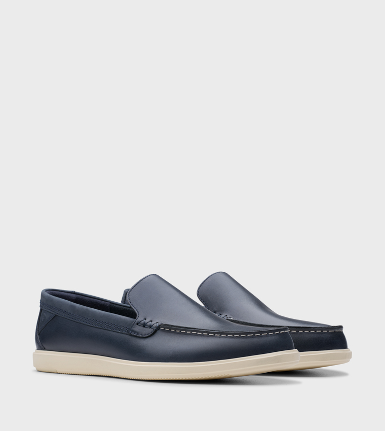 BRATTON Textured Loafers