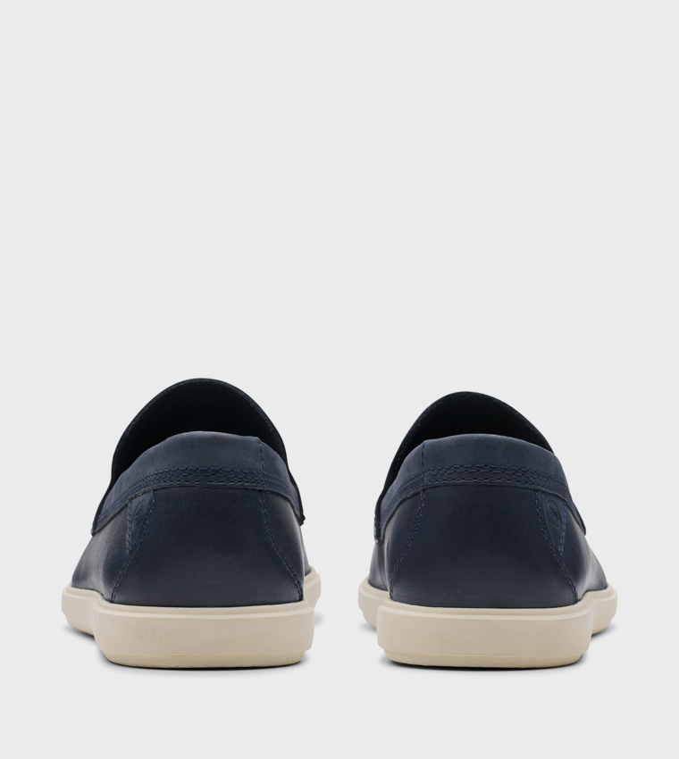 BRATTON Textured Loafers