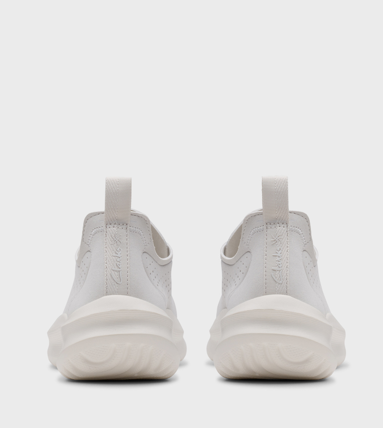 SOLEVANA Color Block Low-Top Sneakers