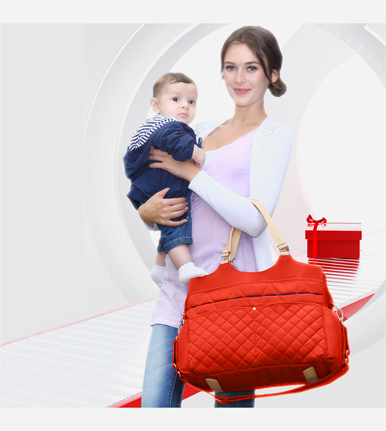 Evolve 360 Car Seat with Fashion Diaper Bag