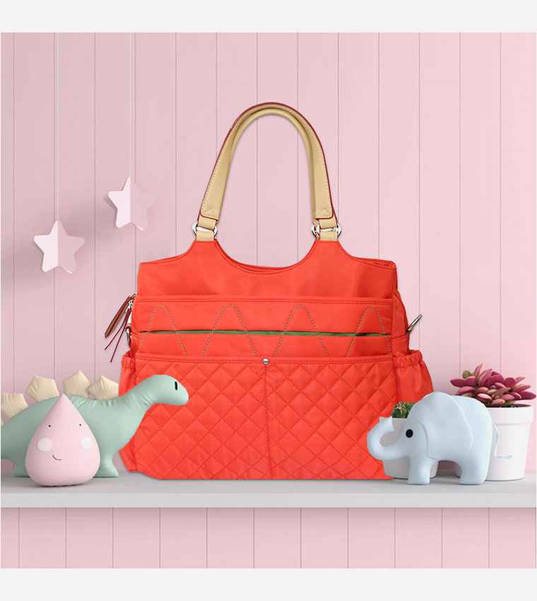 Evolve 360 Car Seat with Fashion Diaper Bag