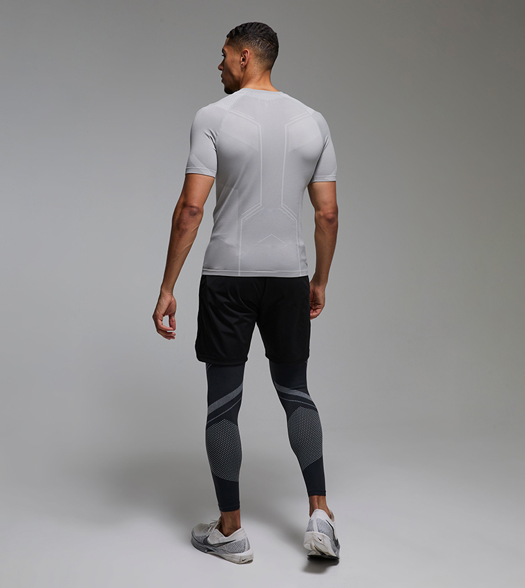 Seamless Muscle Fit Active T-Shirt