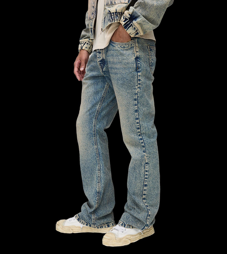Relaxed Stacked Antique Wash Flared Jeans