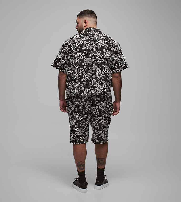 Embroidered Short Sleeves Oversized Shirt