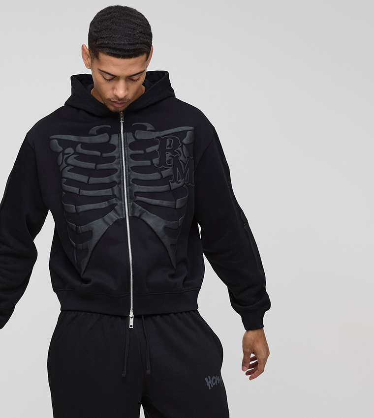 جاكيت اوفرسايز بسحاب وهودي 