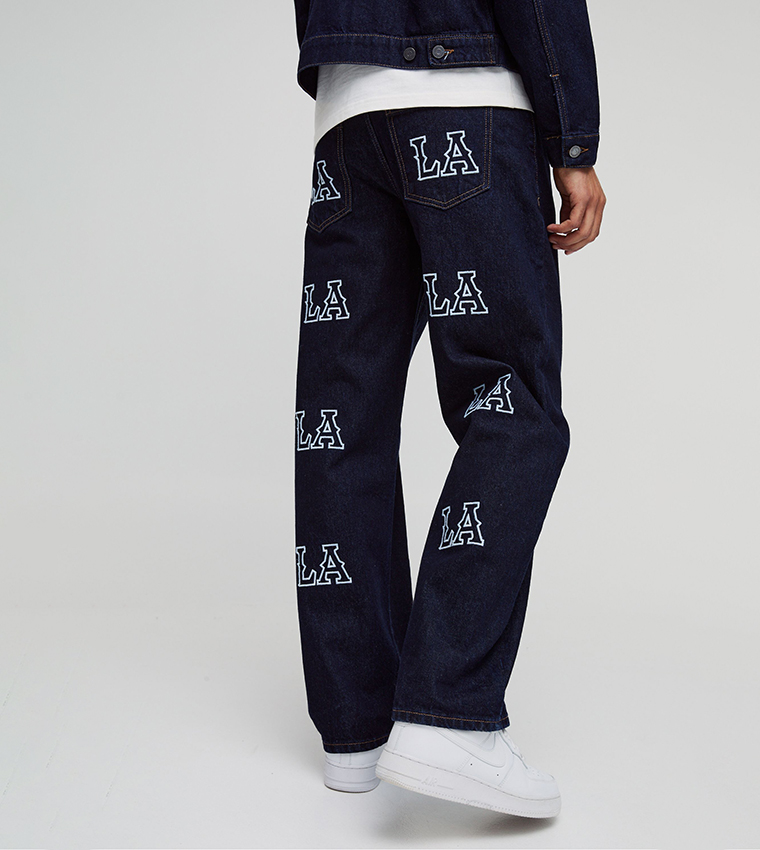 LA Embroidery Relaxed Fit Jeans