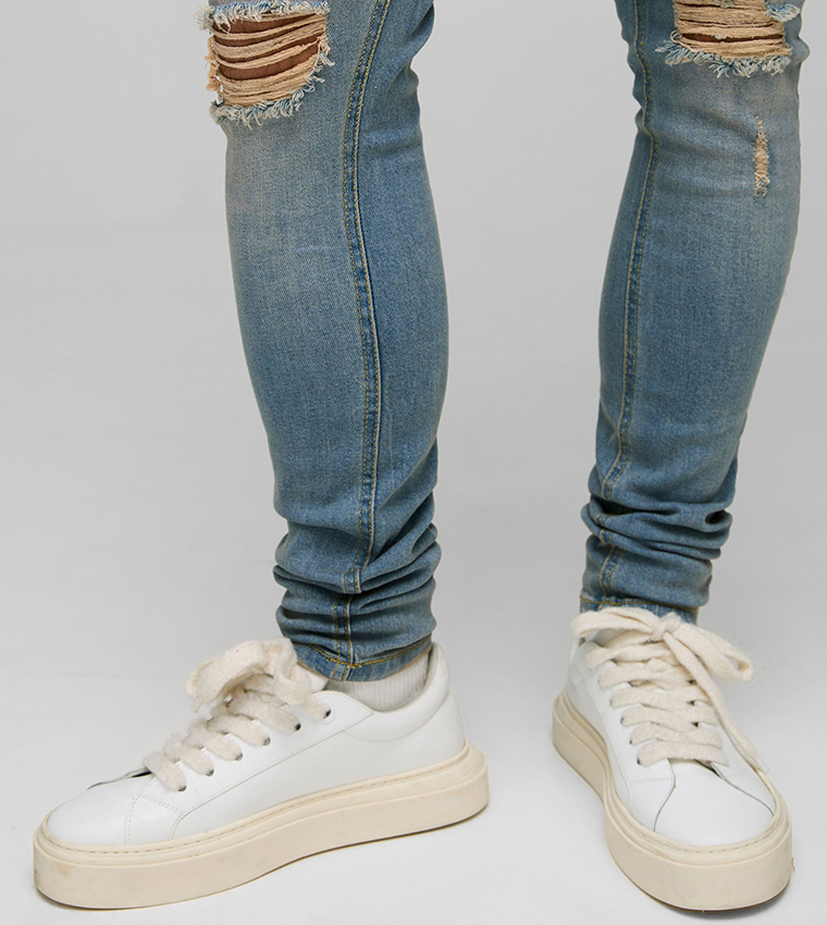 Washed Ripped Knee Skinny Fit Jeans