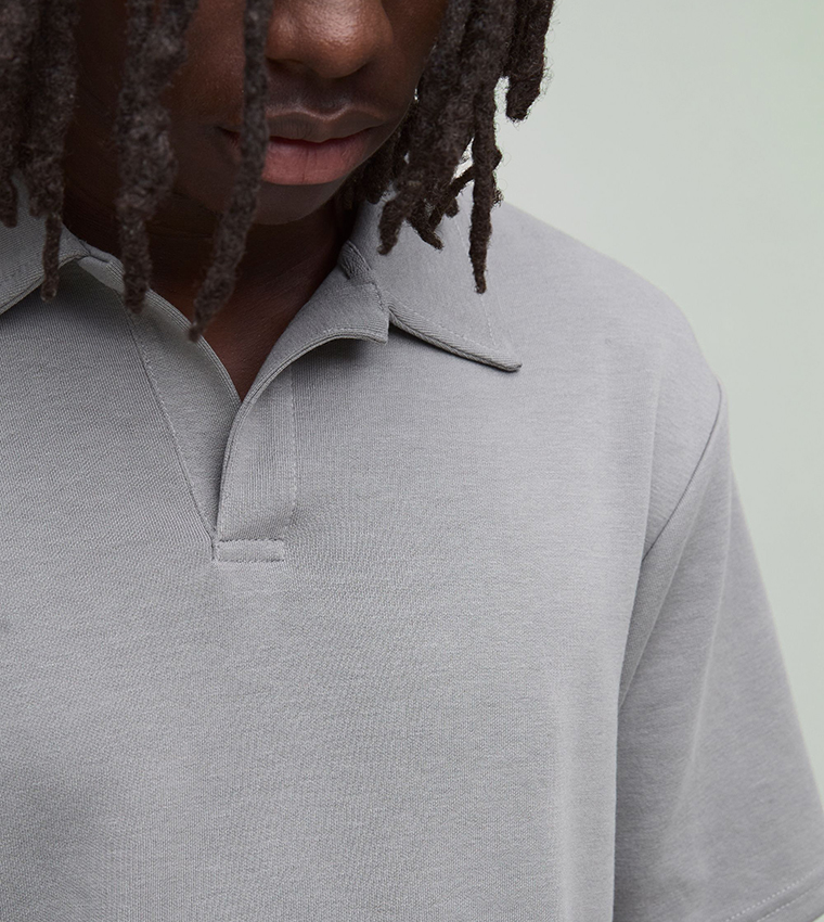 Regular Fit Short Sleeves Polo T-Shirt
