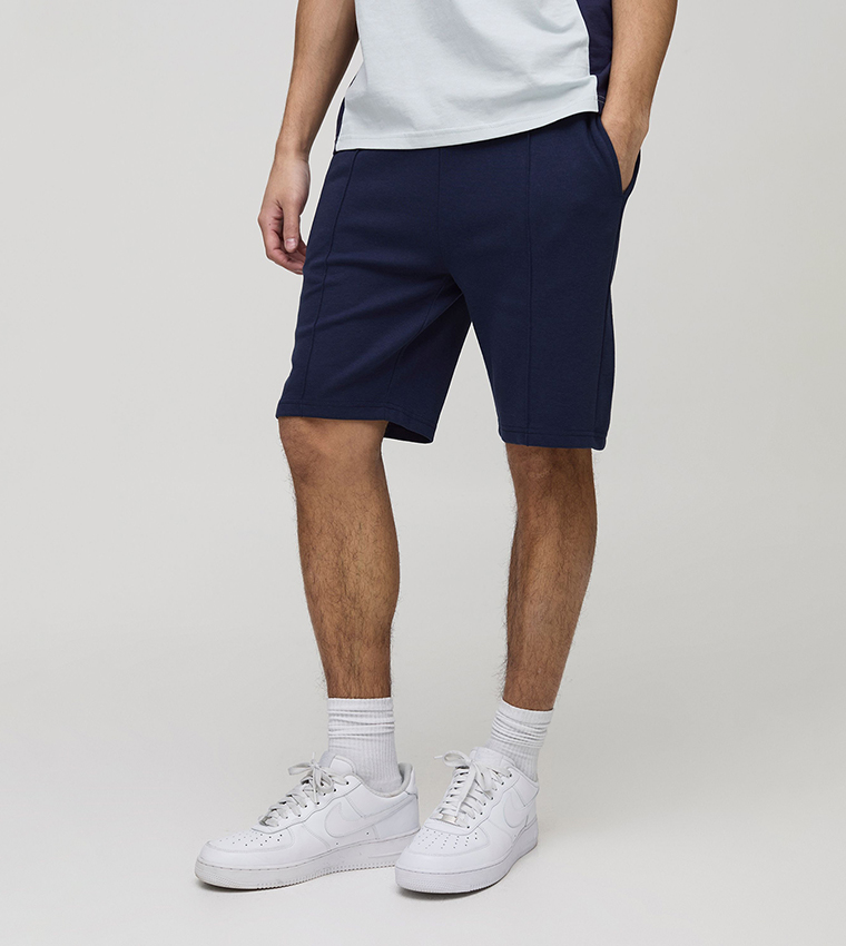 Slim Fit Interlock Smart Pintuck Shorts