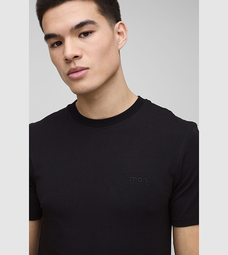 Solid Muscle Fit Crew Neck T-Shirt