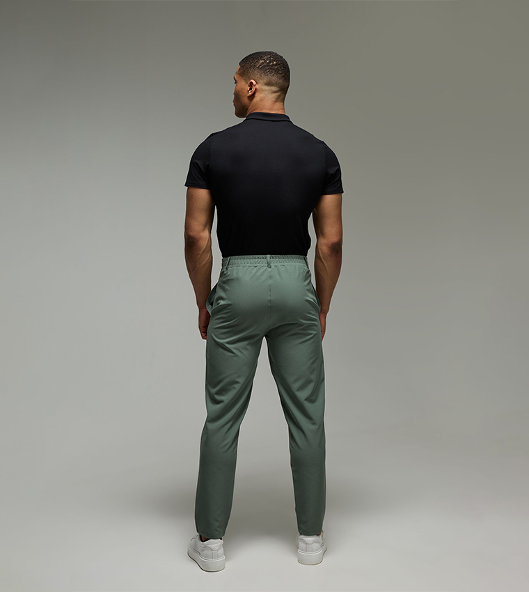 Mid Rise Stretch Tapered Golf Trousers