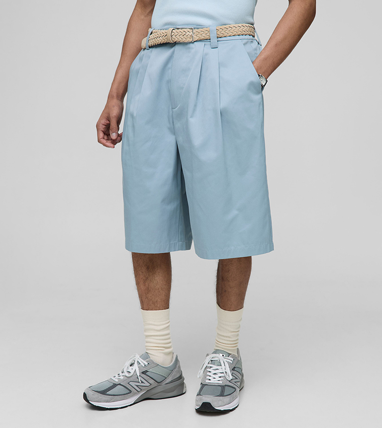 Pleated Detail Relaxed Fit Shorts