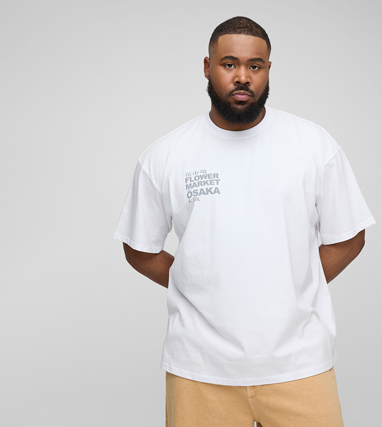 Plus & Tall Osaka Cherry Blossom Graphic Oversized T-Shirt