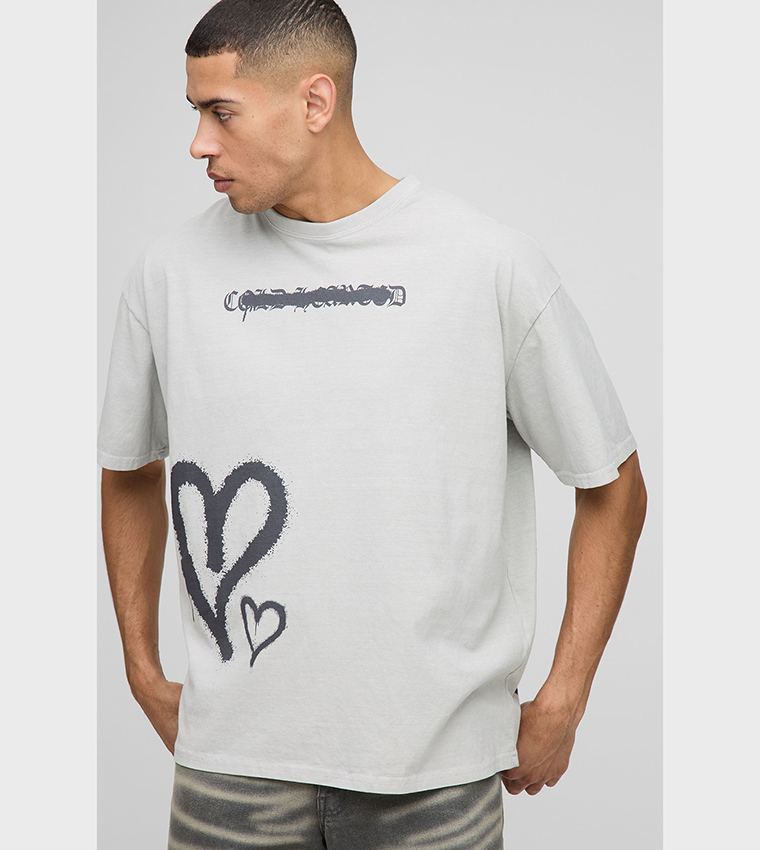 Graffiti Heart Graphic Washed Oversized T-Shirt