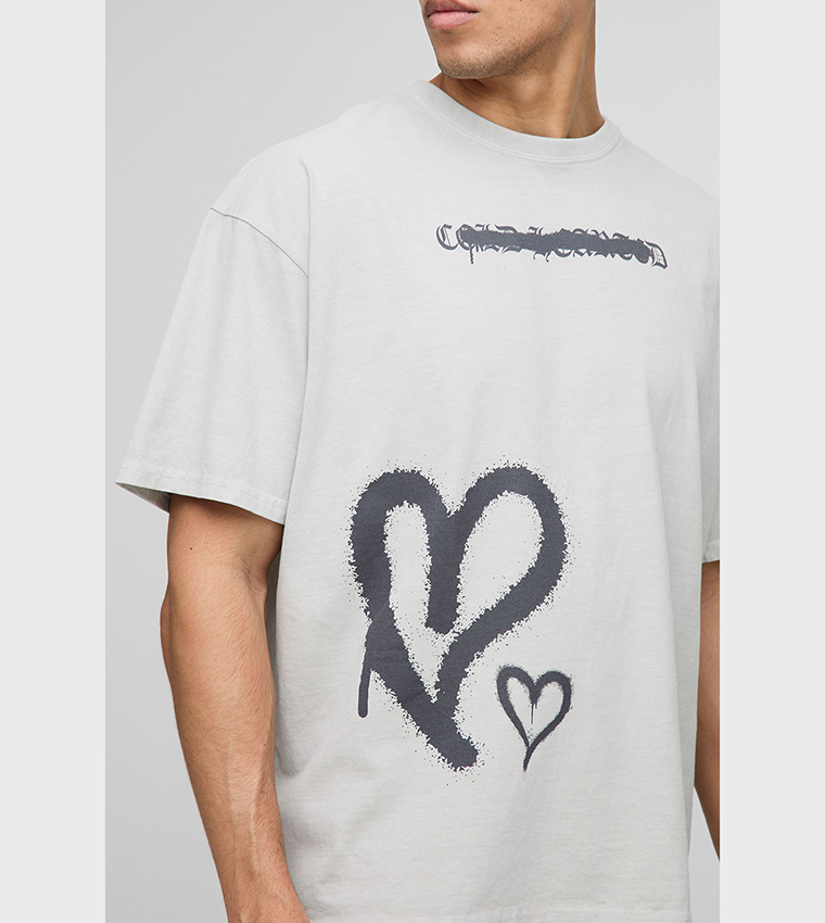 Graffiti Heart Graphic Washed Oversized T-Shirt