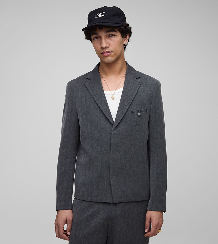 بليزر طويل الأكمام 