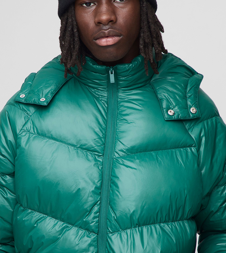 Regular Fit Sheen Panelled Hooded Funnel Puffer Jacket
