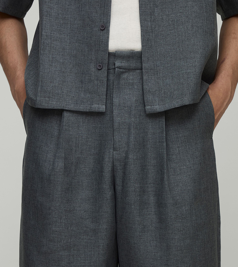Wide Leg Textured Double Pleat Jort