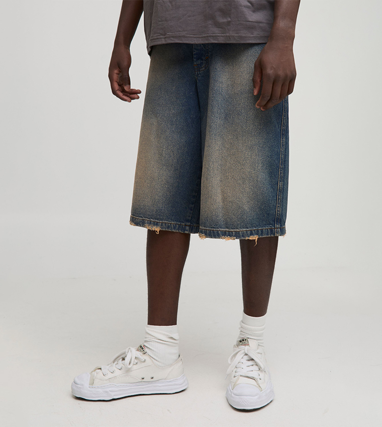 Tinted Nibbled Pocket Denim Shorts