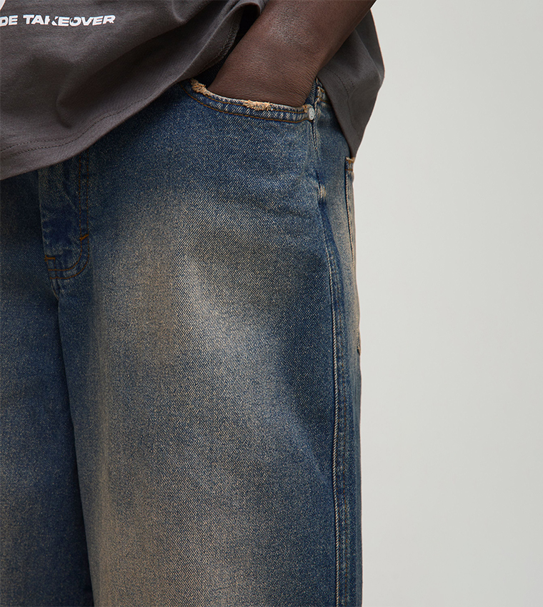 Tinted Nibbled Pocket Denim Shorts