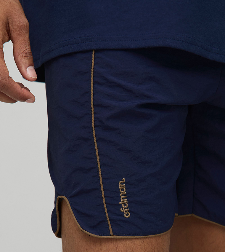 Crinkle Nylon Pipped Active Shorts