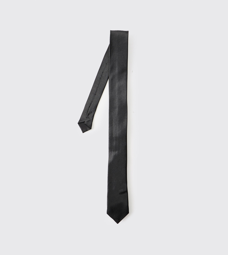 Solid Formal Tie