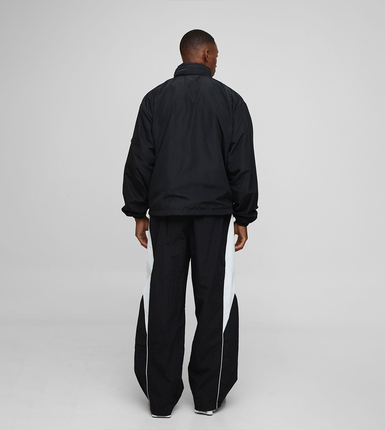 Regular Fit Lightweight Nylon Funnel Neck Hooded Windbreaker Jacket