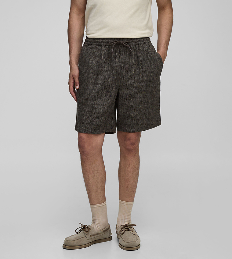 Drawstring Waist Relaxed Fit Herringbone Shorts