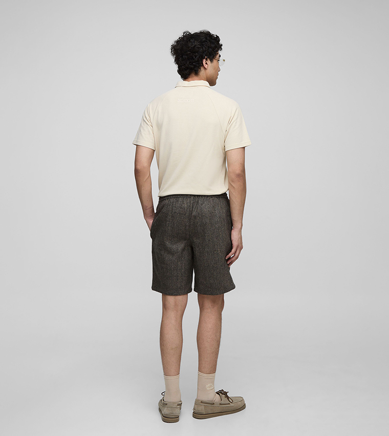 Drawstring Waist Relaxed Fit Herringbone Shorts