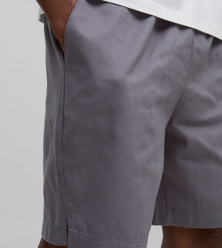 Tall Elastic Waist Baggy Fit Split Hem Shorts