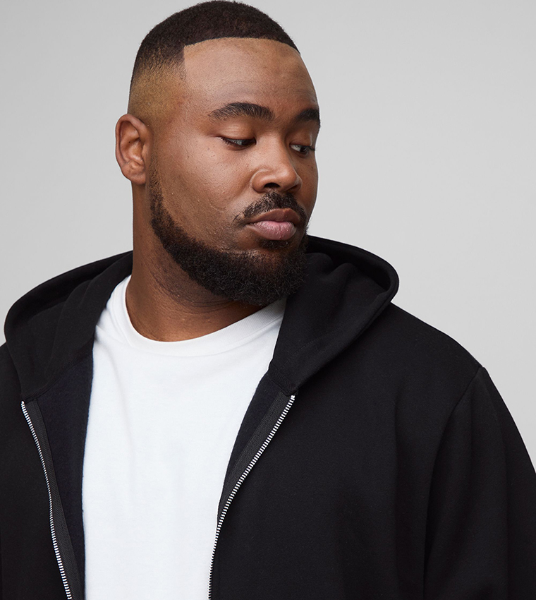 جاكيت أوفرسايز بهودي وسحاب 