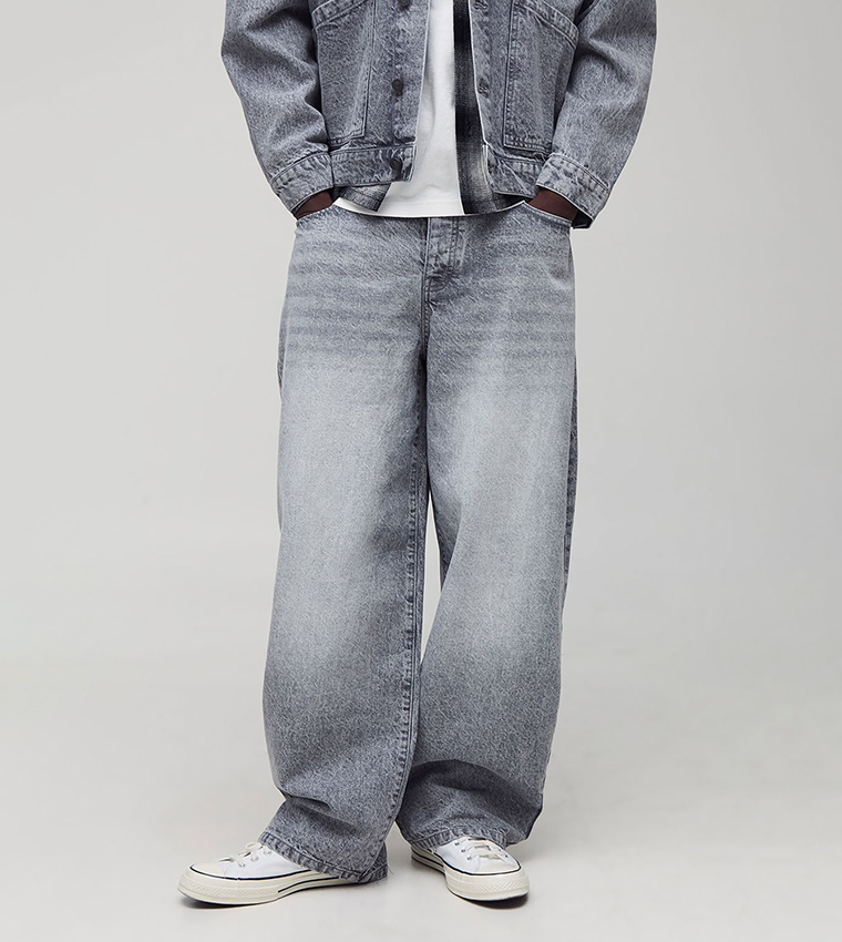 Washed Dart Super Baggy Fit Jeans