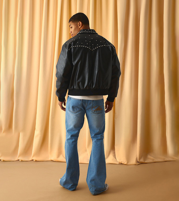 جاكيت ويسترن مطرز